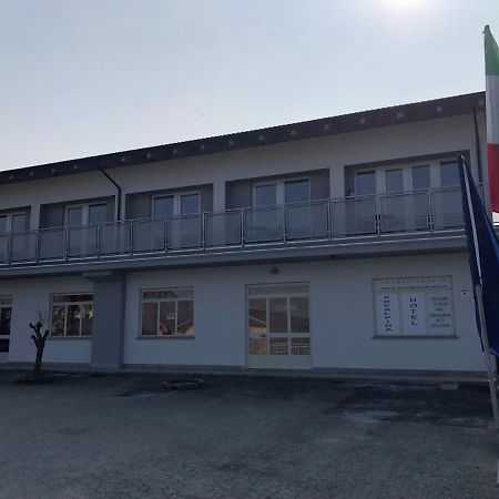 Prealpina Hotel Bagnolo Piemonte ภายนอก รูปภาพ