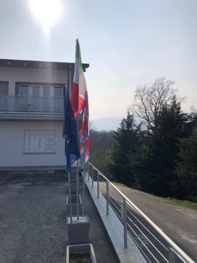 Prealpina Hotel Bagnolo Piemonte ภายนอก รูปภาพ