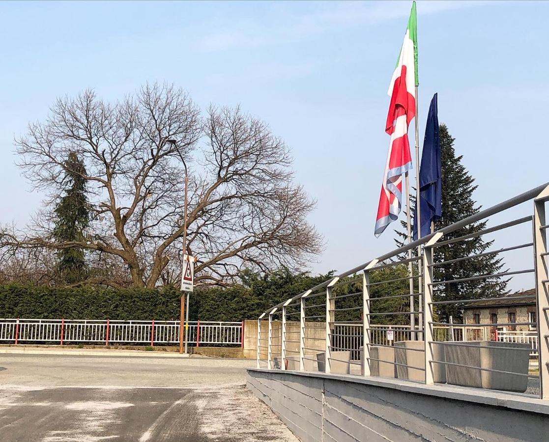 Prealpina Hotel Bagnolo Piemonte ภายนอก รูปภาพ