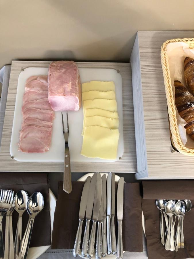 Prealpina Hotel Bagnolo Piemonte ภายนอก รูปภาพ