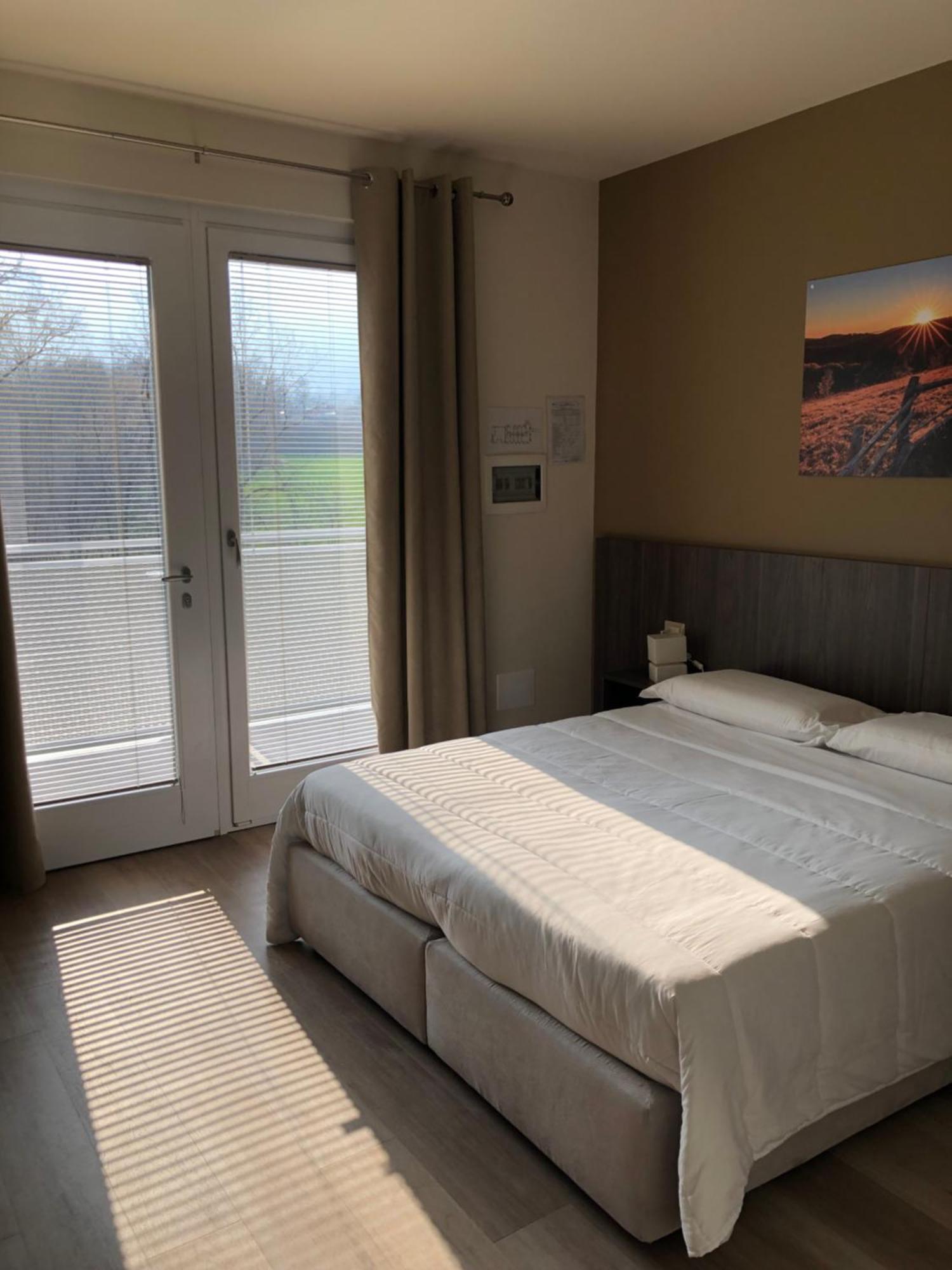 Prealpina Hotel Bagnolo Piemonte ภายนอก รูปภาพ
